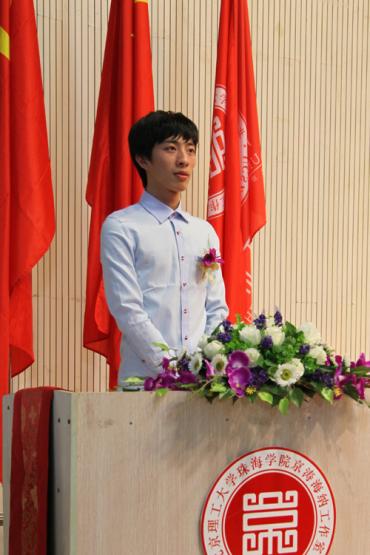 ����죺������