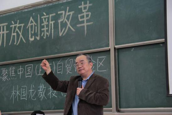 ����40�ڡ��Ϻ����´�ѧ�ֹ������ڱ����