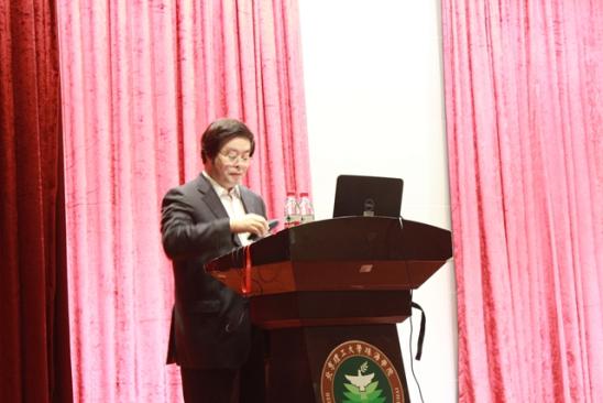 ����52�ڡ�����Ժ��ѧ�о�����Ƹ�о�Ա�ܴ�ΰ����ר�ⱨ���