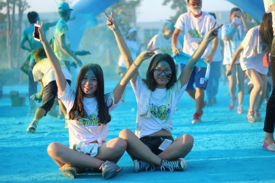 ������������ɫ�ܻ������