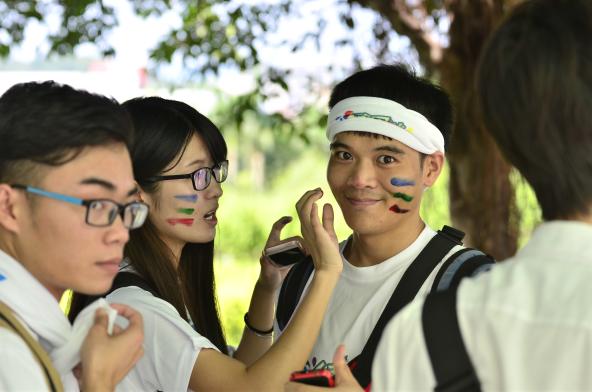 ������������ɫ�ܻ��һ��